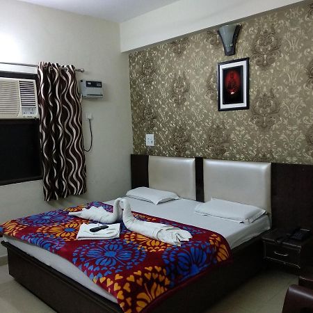 Madhuban Guest House Haridwār Екстериор снимка