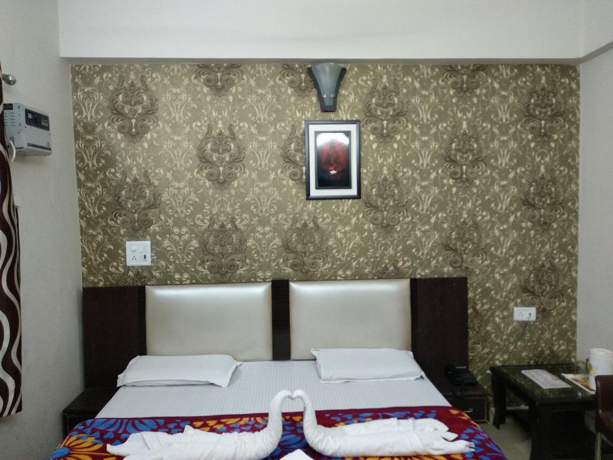 Madhuban Guest House Haridwār Екстериор снимка