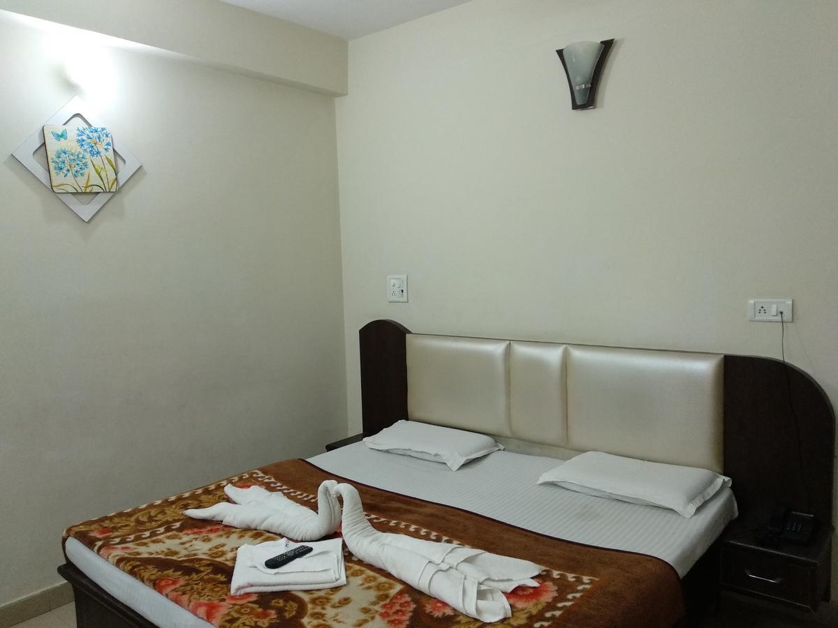 Madhuban Guest House Haridwār Екстериор снимка